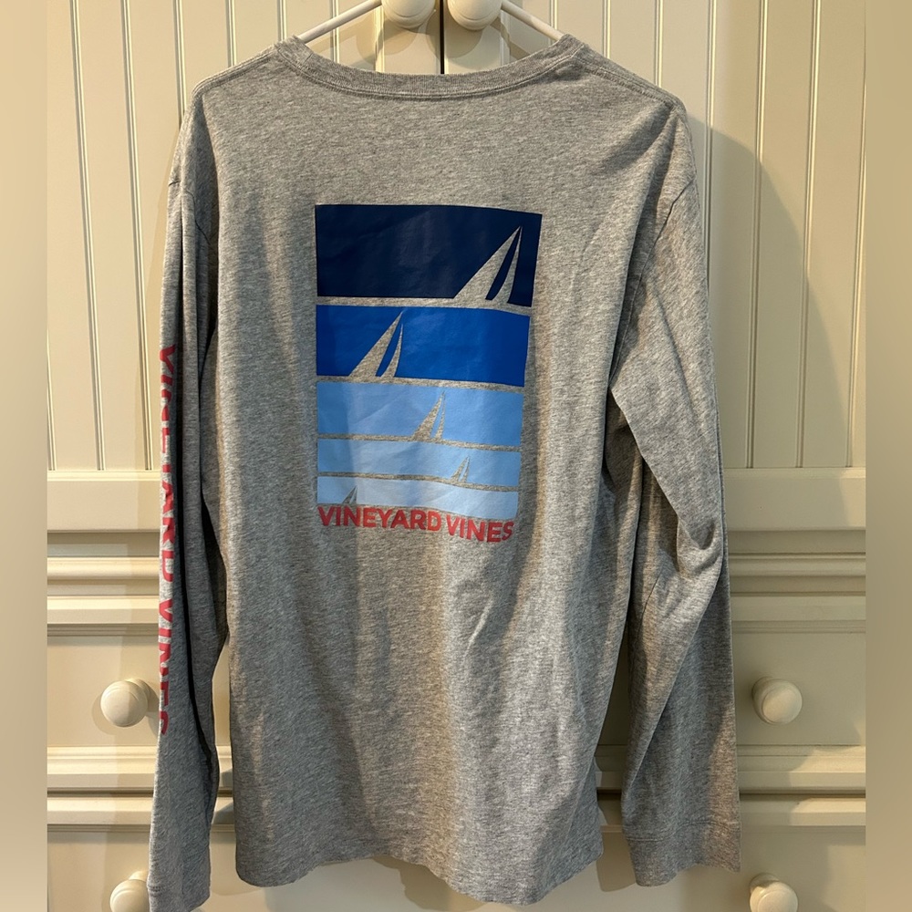 Vineyard vines long sleeve t shirt